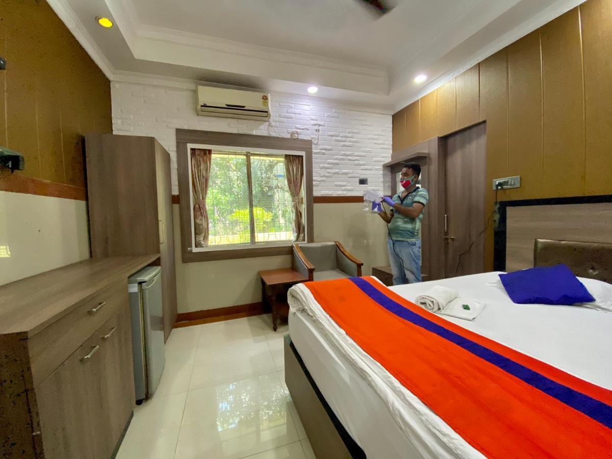 Vinayak Guest House Колката Екстериор снимка
